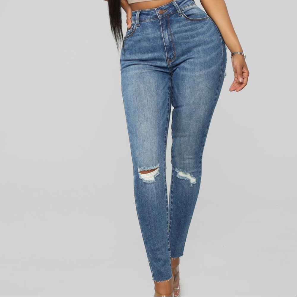Best view in Town Distressed Skinny Jeans - FashionNova